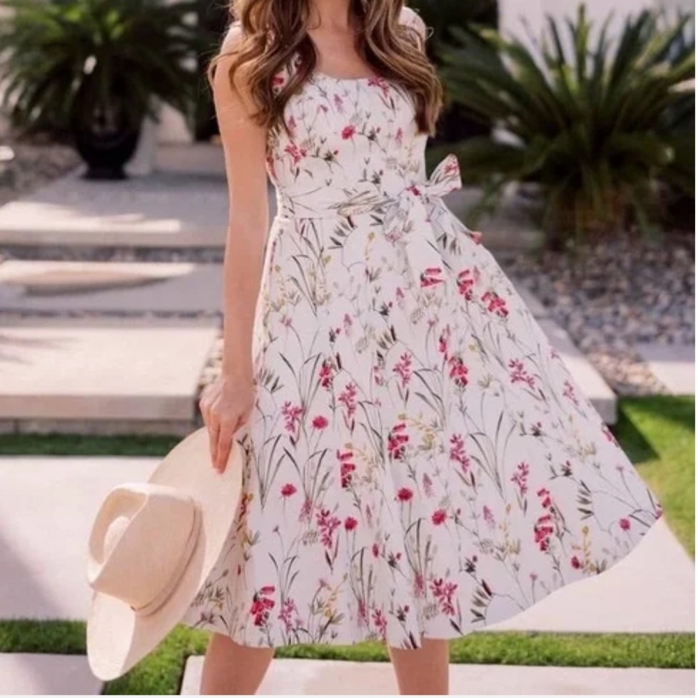 NWT Gal Meets Glam Petal Wildflower Floral Flare Dress Sz 4 Belted Pockets - Picture 3 of 16
